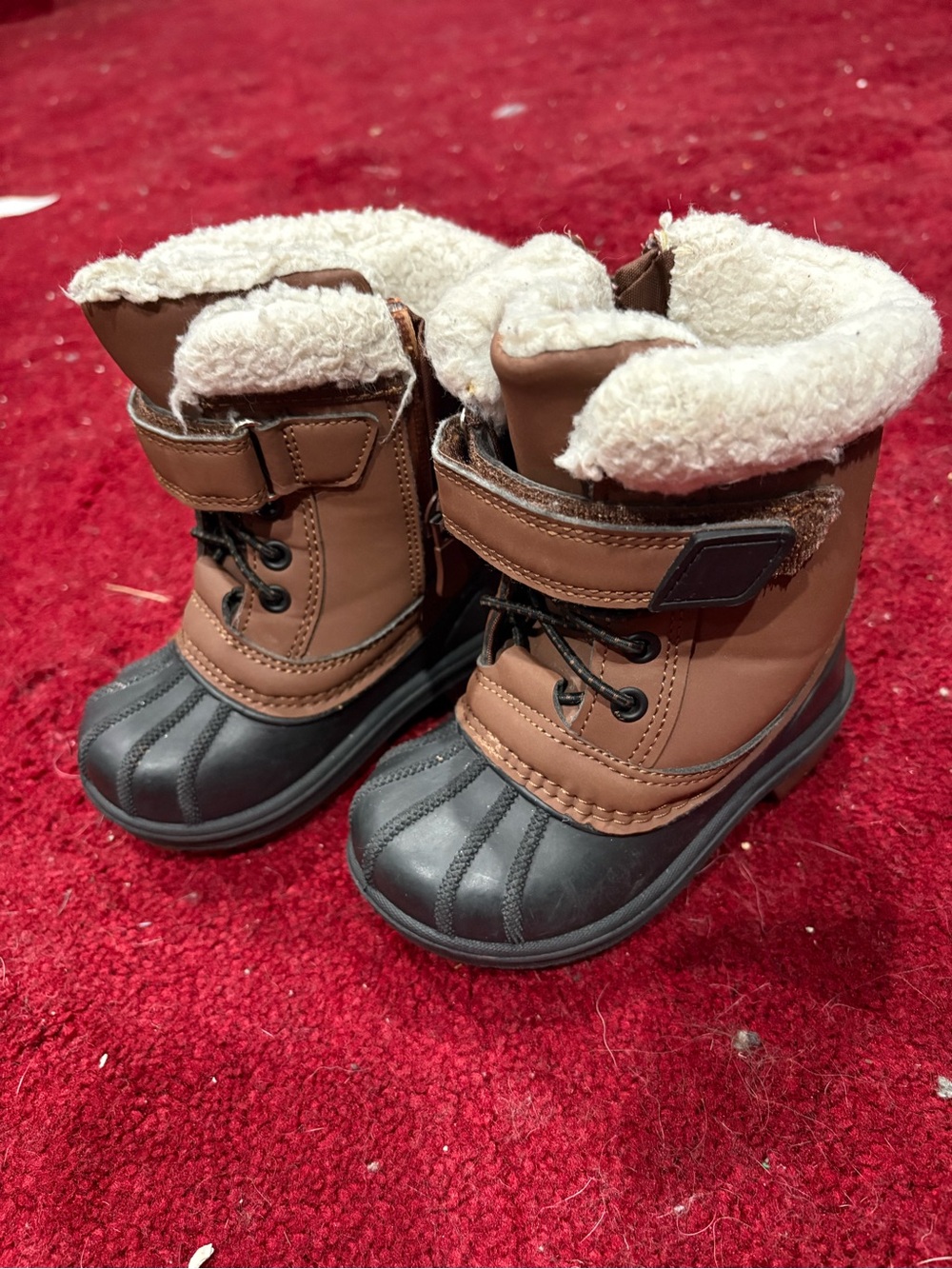 Cat and Jack Kids Brown and Black Winter Boots with Faux Fur Lining